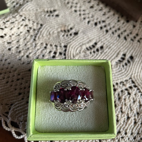 Elegant Five Stone Rhodolite Garnet Ring - Picture 2 of 9